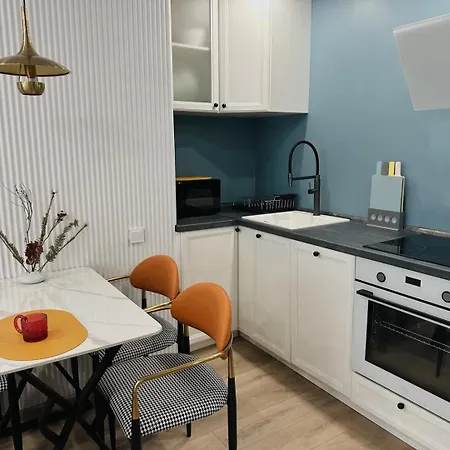 Apartment Central Avec Commodites *